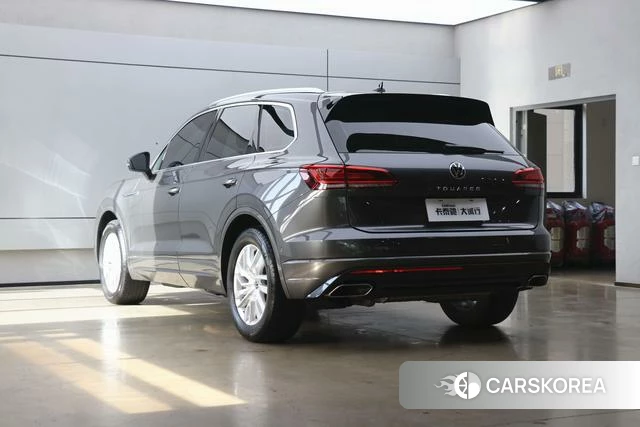 Volkswagen Touareg id 4307142 из Китая 29