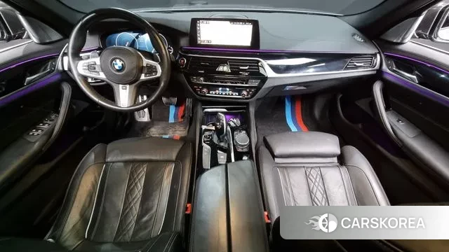 BMW 5 Series (G30) id 3402693 из Кореи 17