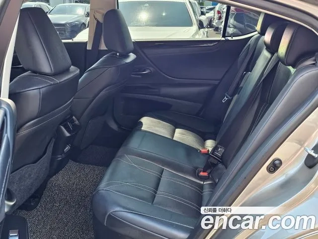 Lexus ES300h 7th generation id 2880468 из Кореи 17