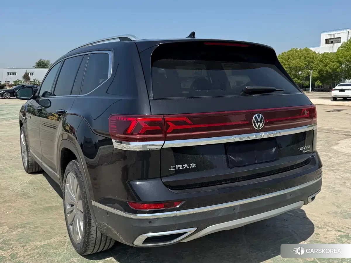 Volkswagen Touareg id 4629564 из Китая 7