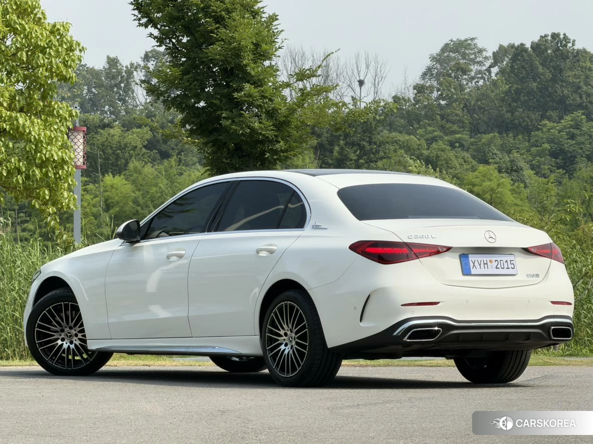 Mercedes-Benz Class C id 4512497 из Китая 16