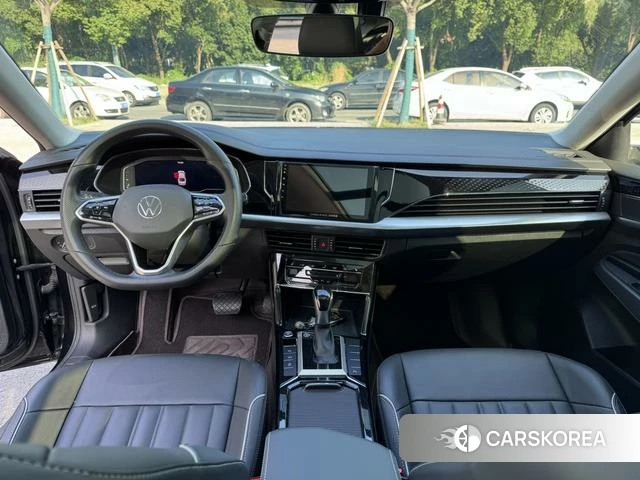 Volkswagen Passat id 4271872 из Китая 7