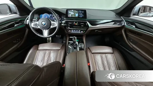 BMW 5 Series (G30) id 3789683 из Кореи 17