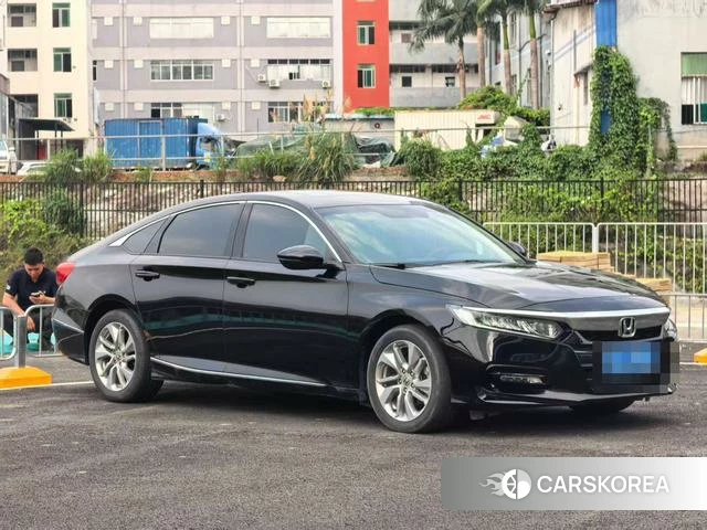 Honda Accord id 4301075 из Китая 7