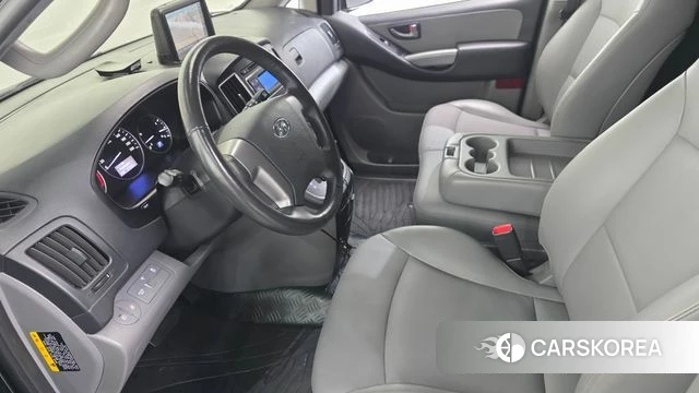 Hyundai The New Grand Starex id 4530281 из Кореи 17