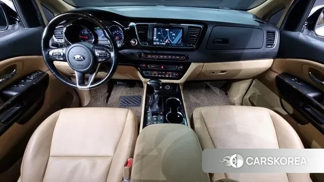 Kia The New Carnival id 3060140 из Кореи 17