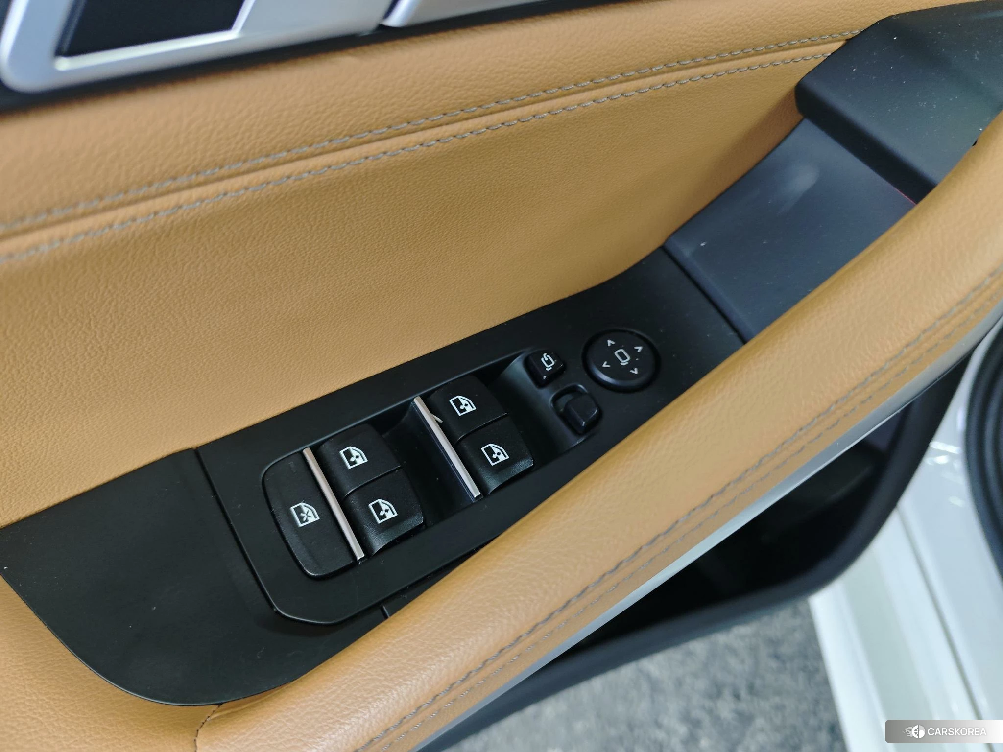 BMW X6 id 4468094 из Китая 21