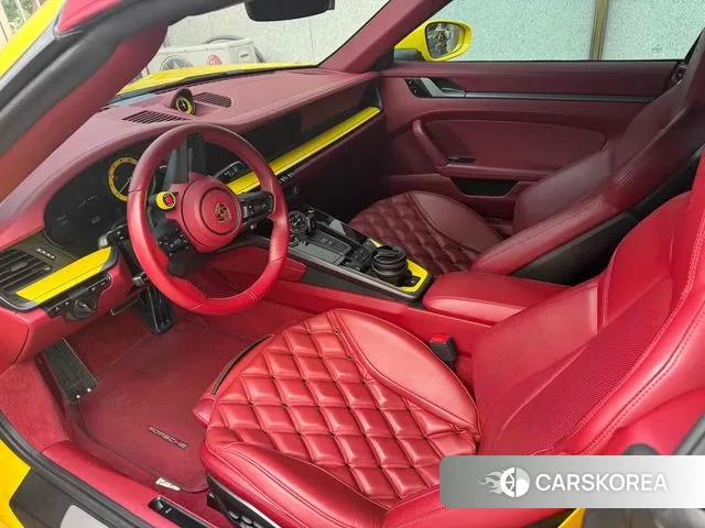 Porsche 911(992) id 3219773 из Кореи 17