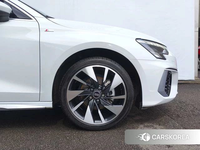 Audi A3 id 4299890 из Китая 15