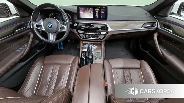 BMW 5 Series (G30) id 3626287 из Кореи 17