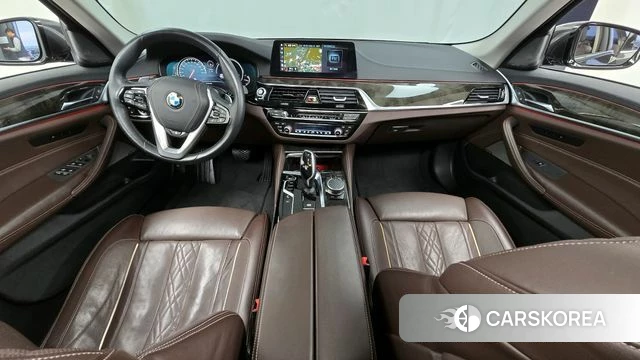 BMW 5 Series (G30) id 3834639 из Кореи 17