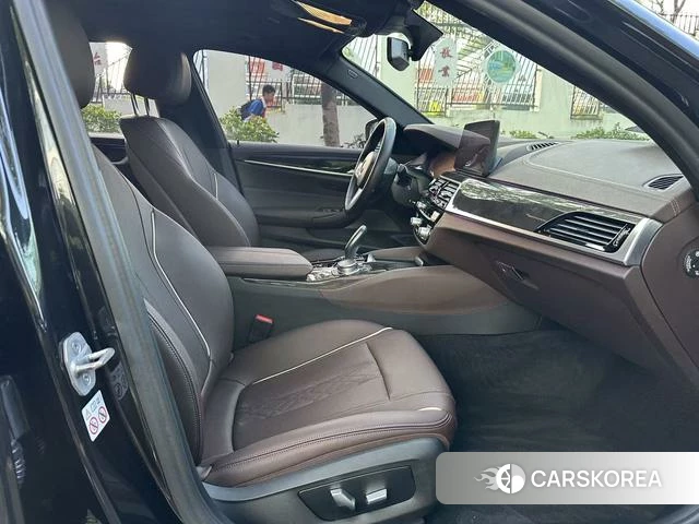 BMW 5 series id 4290941 из Китая 10