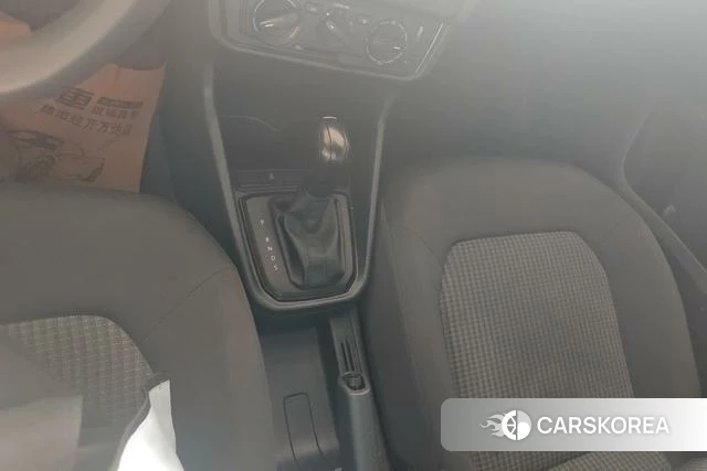 Volkswagen Santana id 3908433 из Китая 14