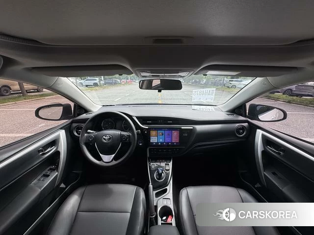 Toyota Corolla dual engine E+ id 4273895 из Китая 17