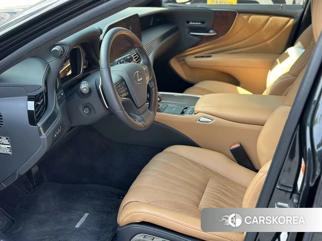 Lexus LS id 4307440 из Китая 8