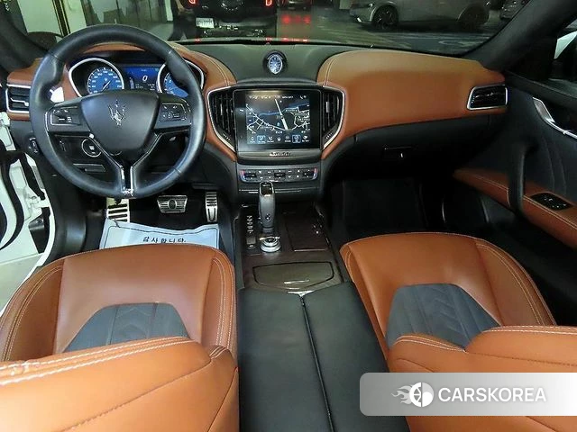 Maserati Ghibli id 4794549 из Кореи 16