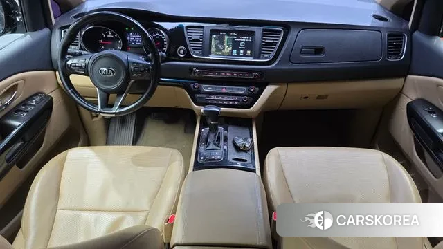 Kia All New Carnival id 3779333 из Кореи 17