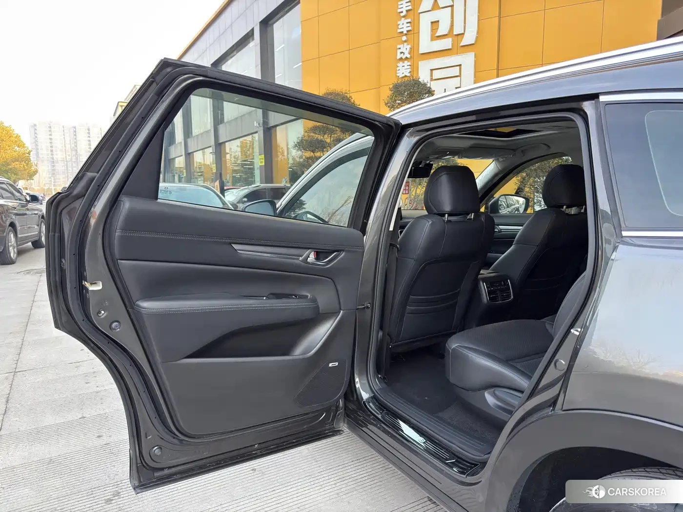 Mazda CX-8 id 4546338 из Китая 32