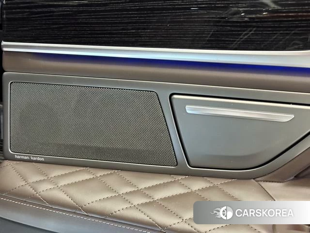 BMW 7 series id 4259262 из Китая 12