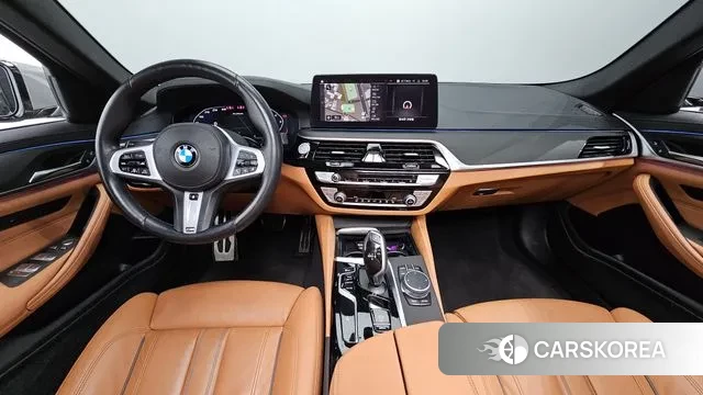 BMW 5 Series (G30) id 3324053 из Кореи 17