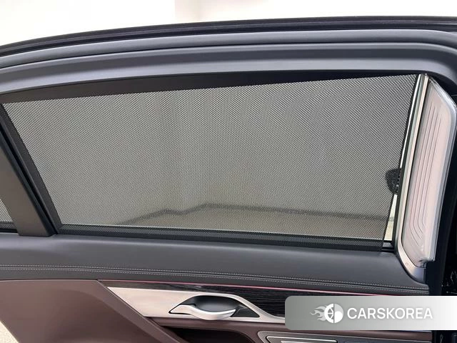 BMW 7 series id 3902341 из Китая 39