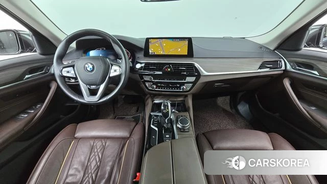 BMW 5 Series (G30) id 4542937 из Кореи 31