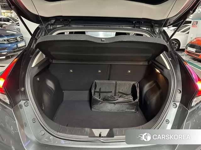 Nissan Leaf (ZE1) id 3444564 из Кореи 17