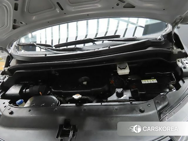 Hyundai The New Grand Starex id 4351234 из Кореи 17