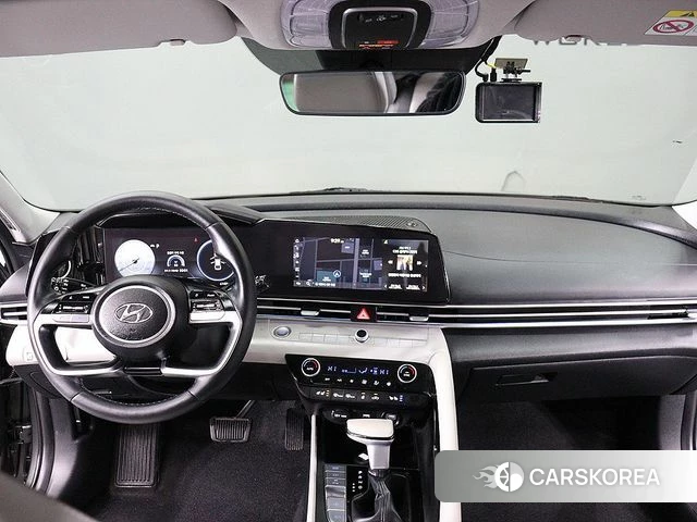 Hyundai Avante (CN7) id 3823808 из Кореи 17