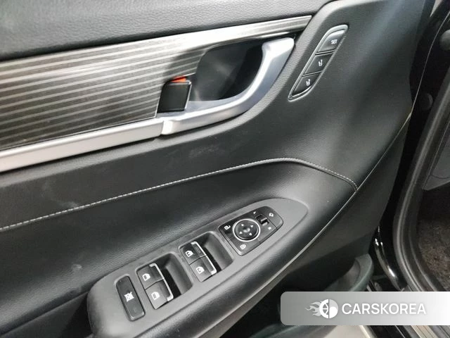 Hyundai Grandeur IG id 3942889 из Кореи 17