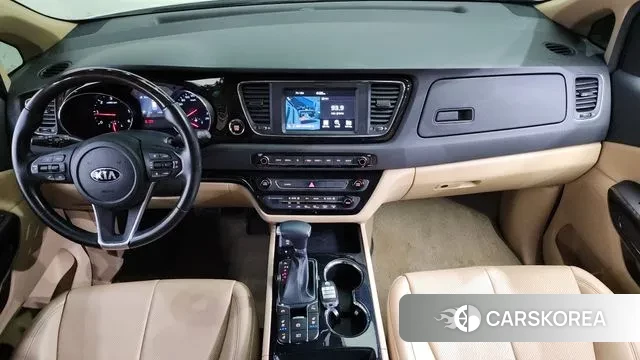 Kia The New Carnival id 2932079 из Кореи 17