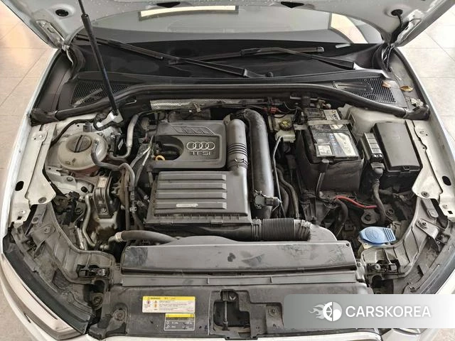 Audi A3 id 4238864 из Китая 17