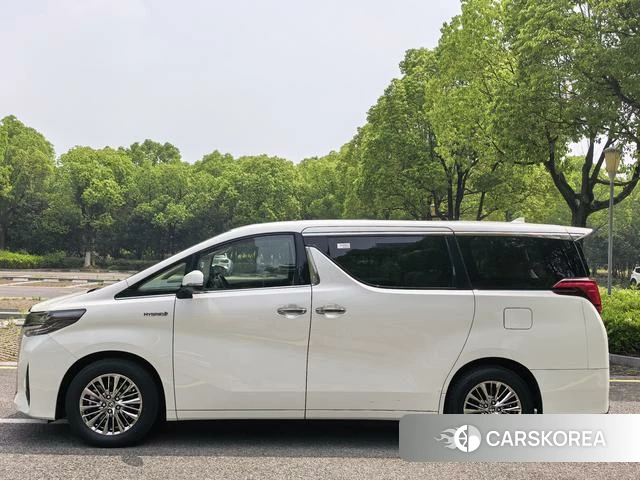 Toyota Elfa id 4365664 из Китая 12