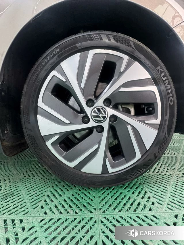 Volkswagen Bora id 4278605 из Китая 23