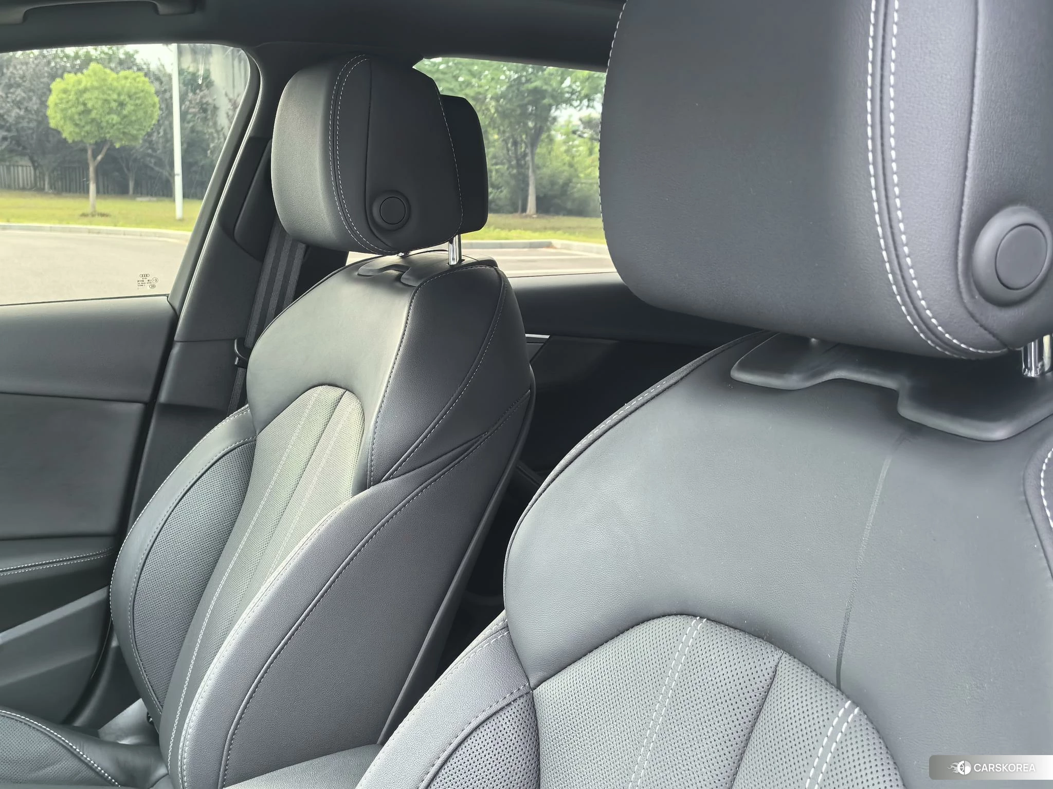 Audi A4L id 4486411 из Китая 19