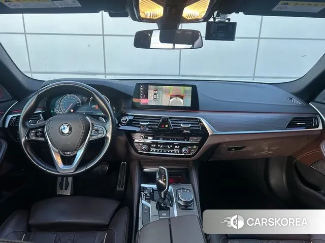 BMW 5 Series (G30) id 3619195 из Кореи 16