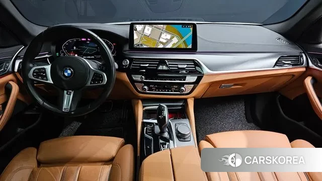 BMW 5 Series (G30) id 3690323 из Кореи 17