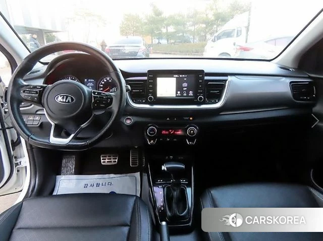 Kia Stonic id 3867154 из Кореи 17