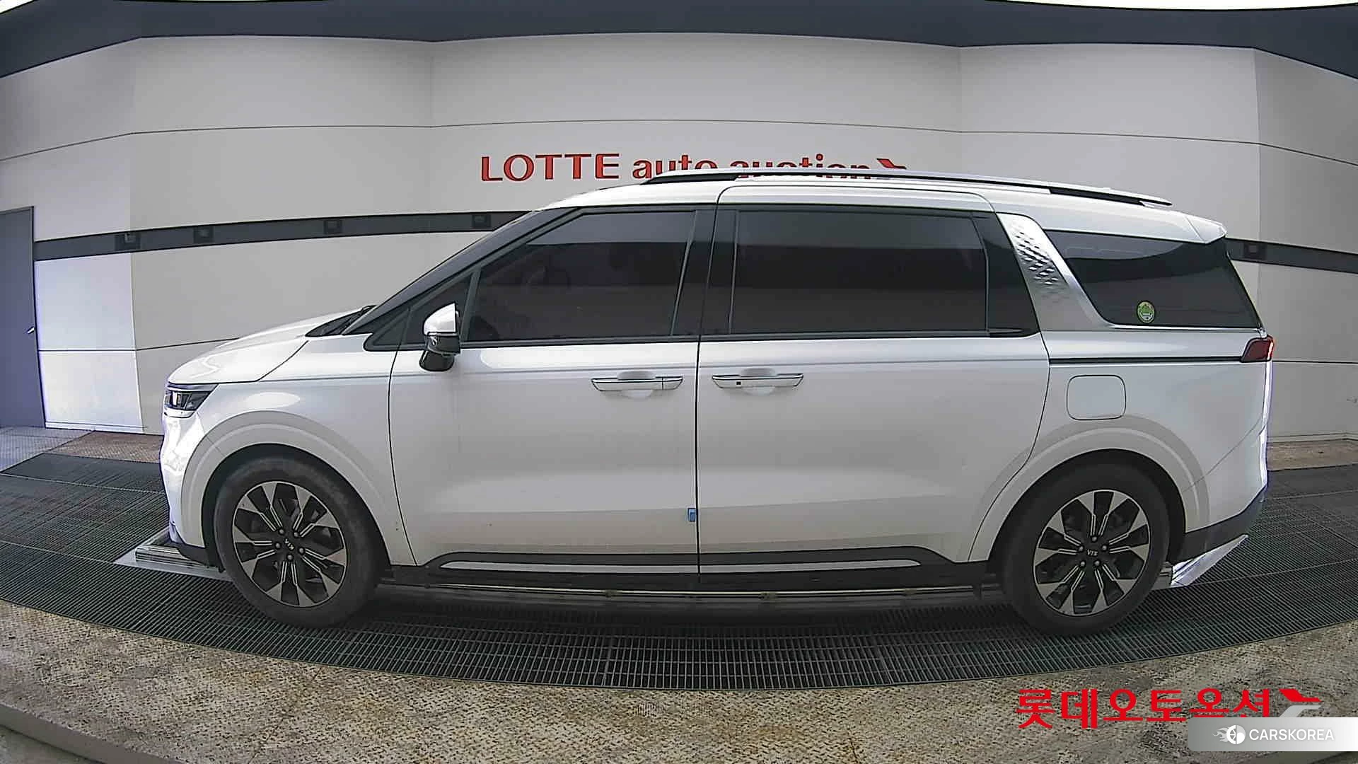 Kia Carnival id 3869393 из Кореи 34