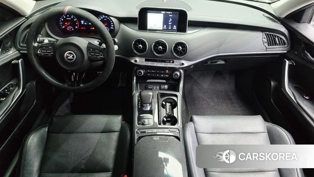 Kia Stinger id 4233178 из Кореи 32