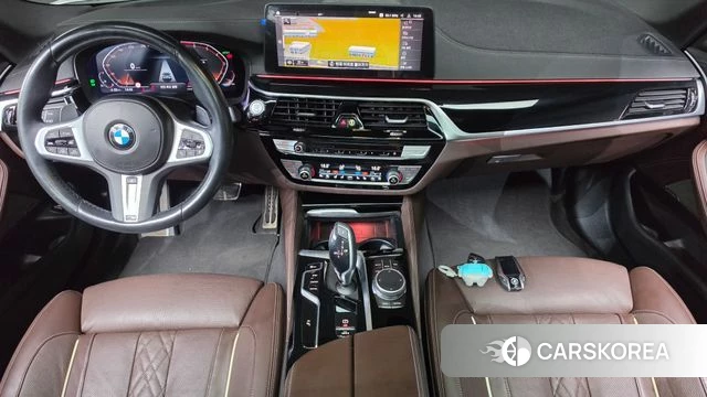 BMW 5 Series (G30) id 4899250 из Кореи 31