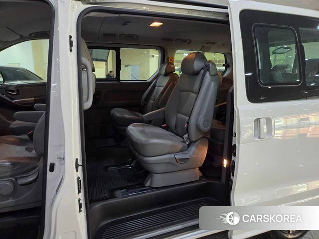 Hyundai The New Grand Starex id 3801574 из Кореи 17