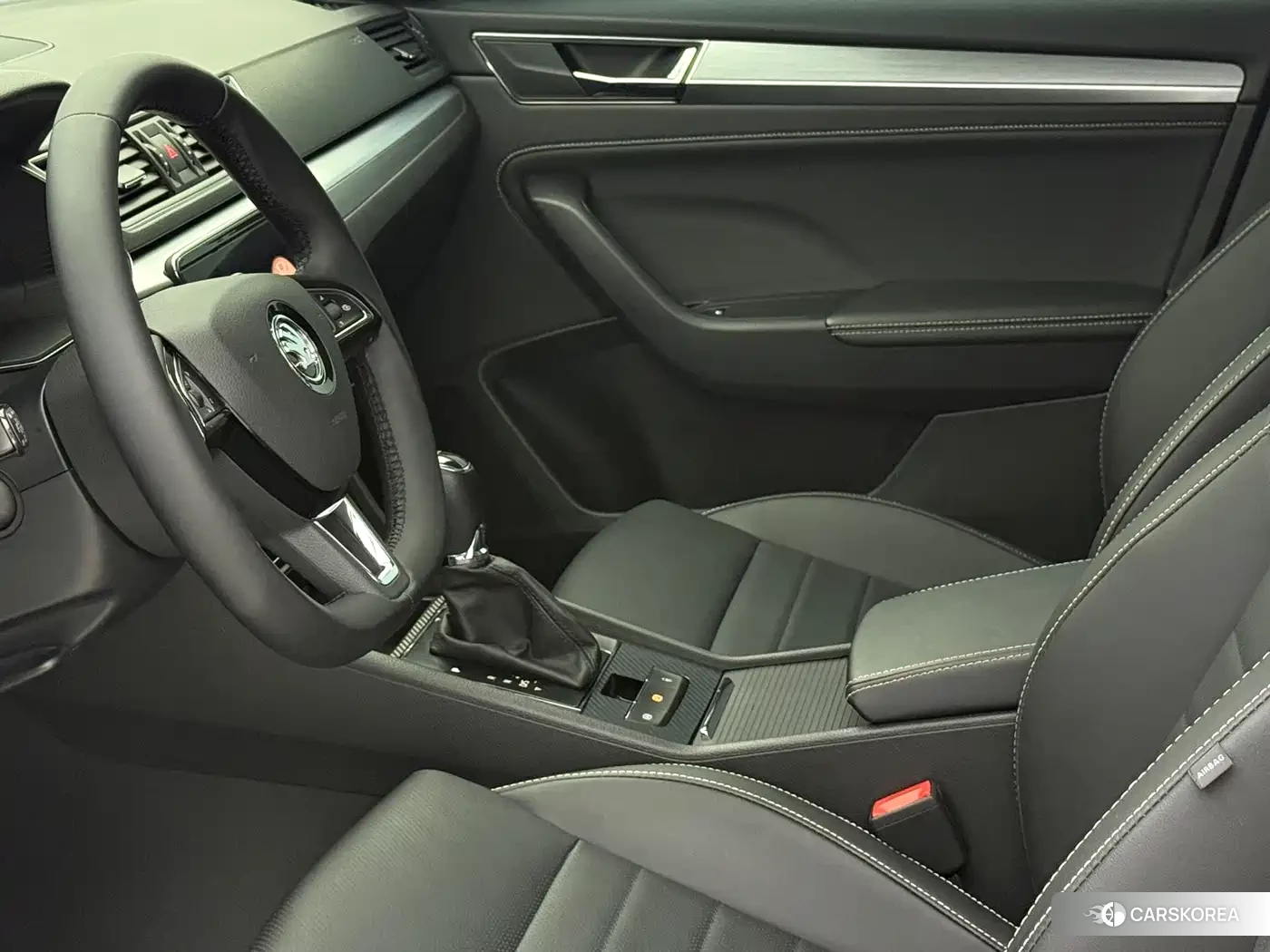 Skoda Superb id 4583722 из Китая 19