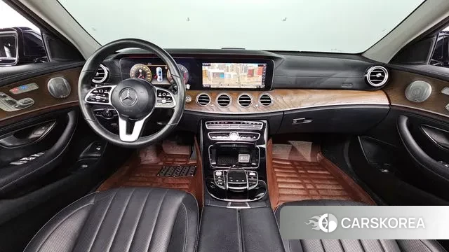 Mercedes-Benz E-Class W213 id 3641359 из Кореи 17