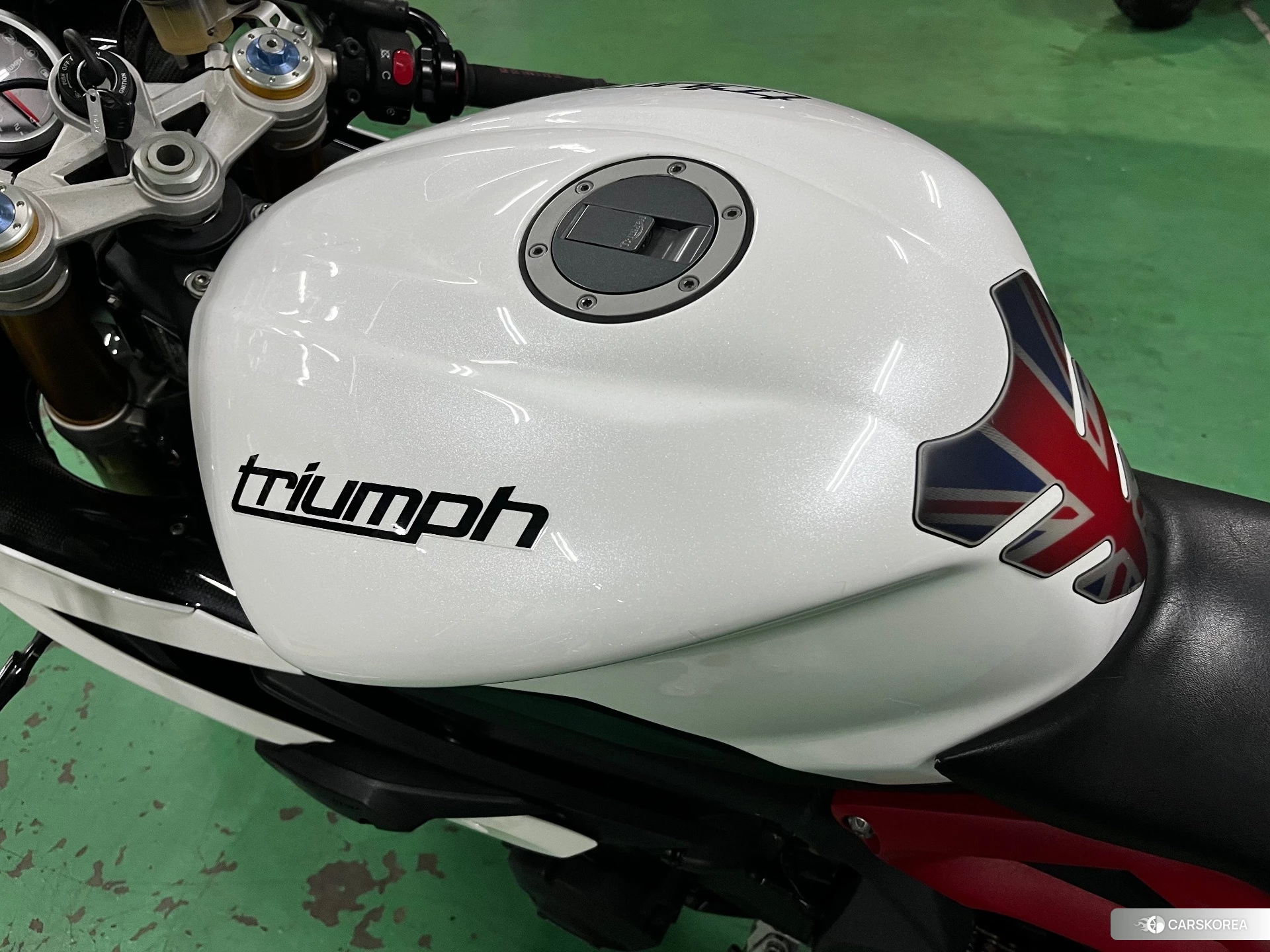 Triumph DAYTONA 675R id 4373781 из Японии 8