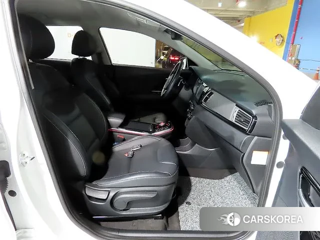 Kia Niro EV id 3448601 из Кореи 17
