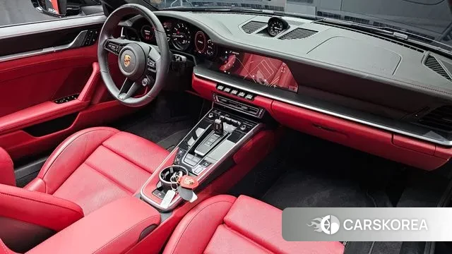 Porsche 911(992) id 3289568 из Кореи 17