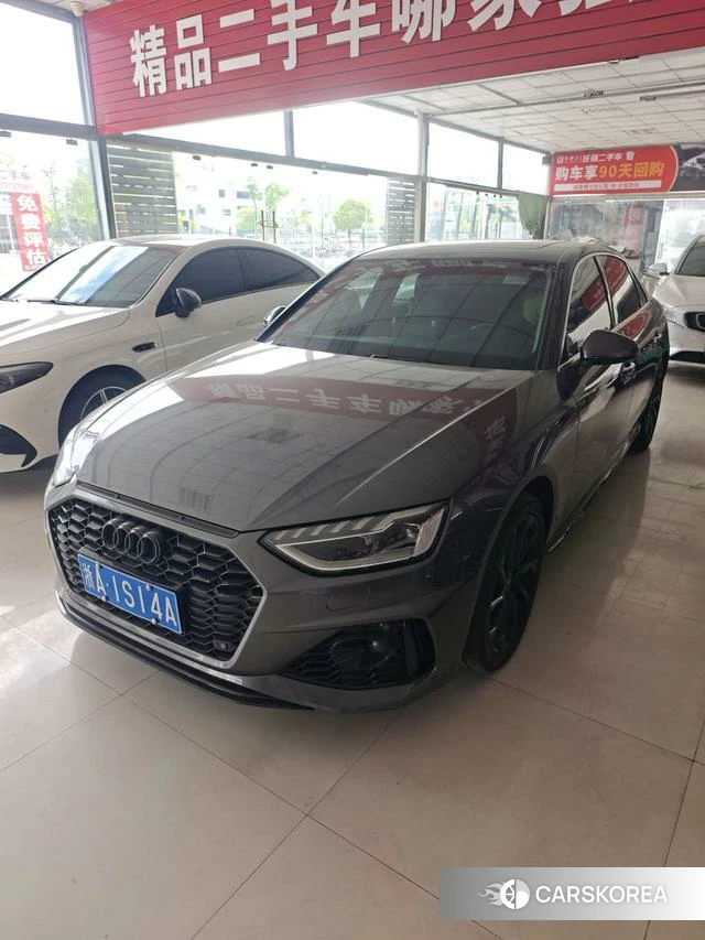 Audi A4L id 4300991 из Китая 9