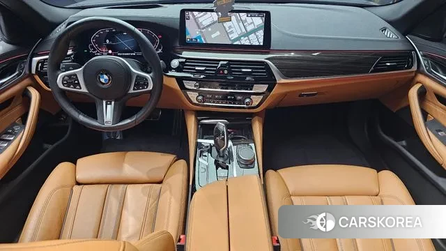 BMW 5 Series (G30) id 3059513 из Кореи 17