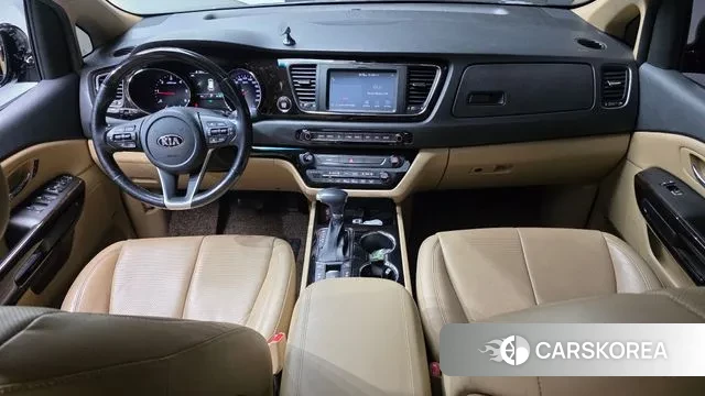 Kia The New Carnival id 3408235 из Кореи 17